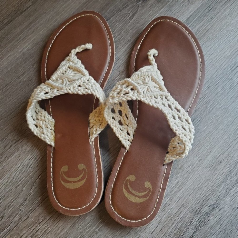 Sandals - Picture 2 of 7